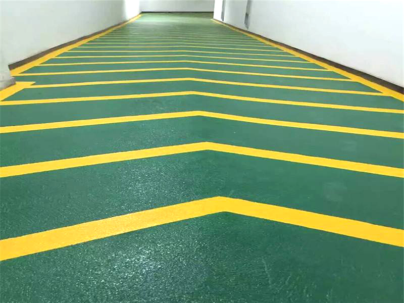 車(chē)庫(kù)止滑坡道 (4).jpg